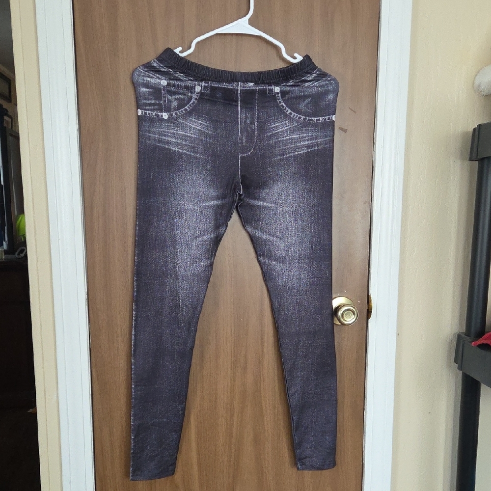 💖 Denim Print Size Small Black Leggings
